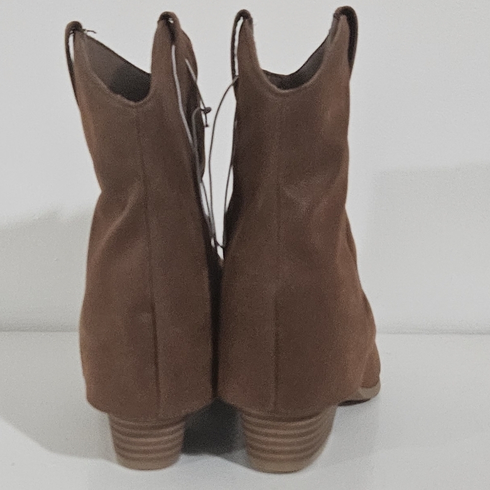 Altar'd State Ginger Fold Over Boots,with a stylish block heel Size 7.5 - Picture 12 of 12